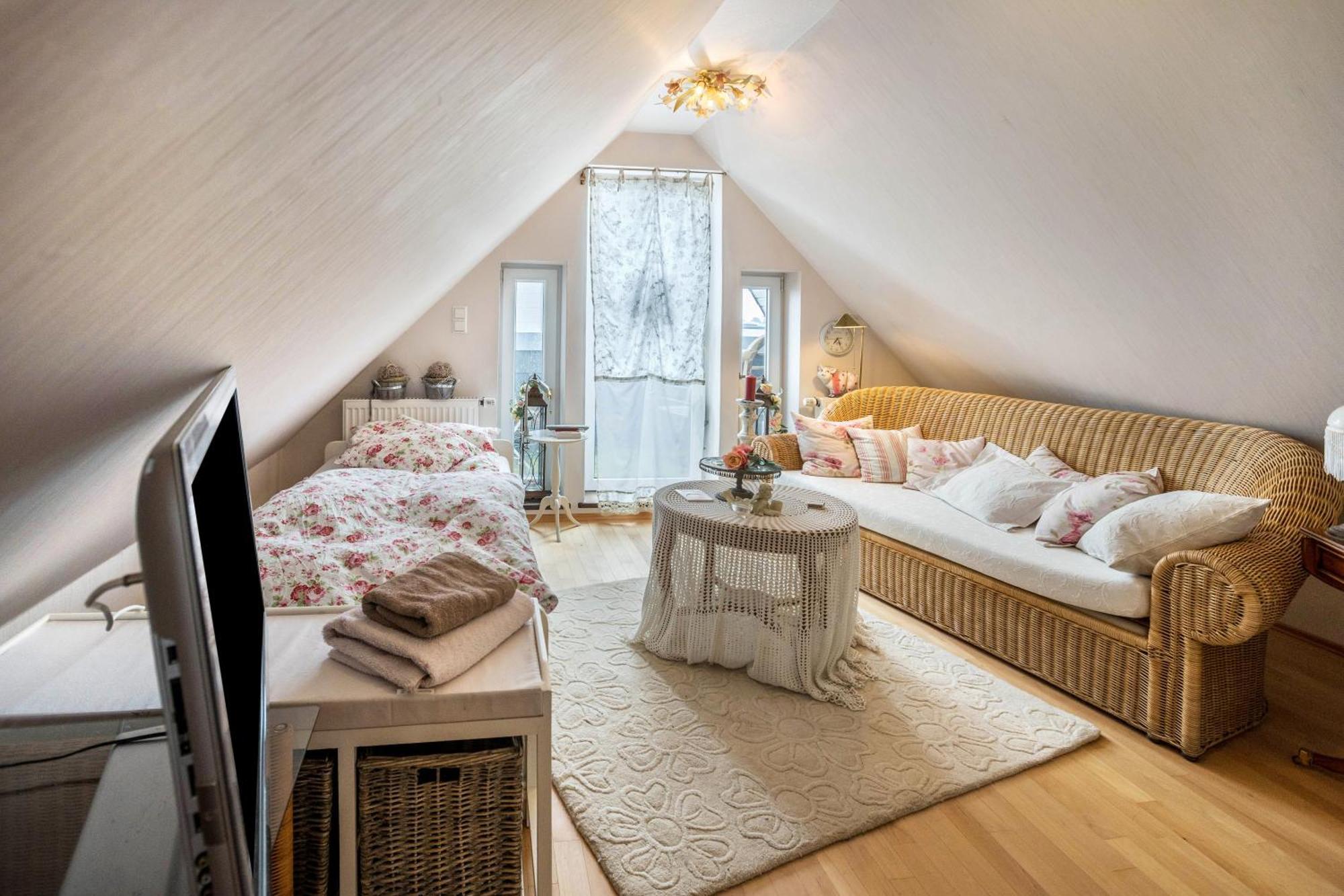 Die Kleine Oase 3 Im Wohnhaus Stuhr Buitenkant foto
